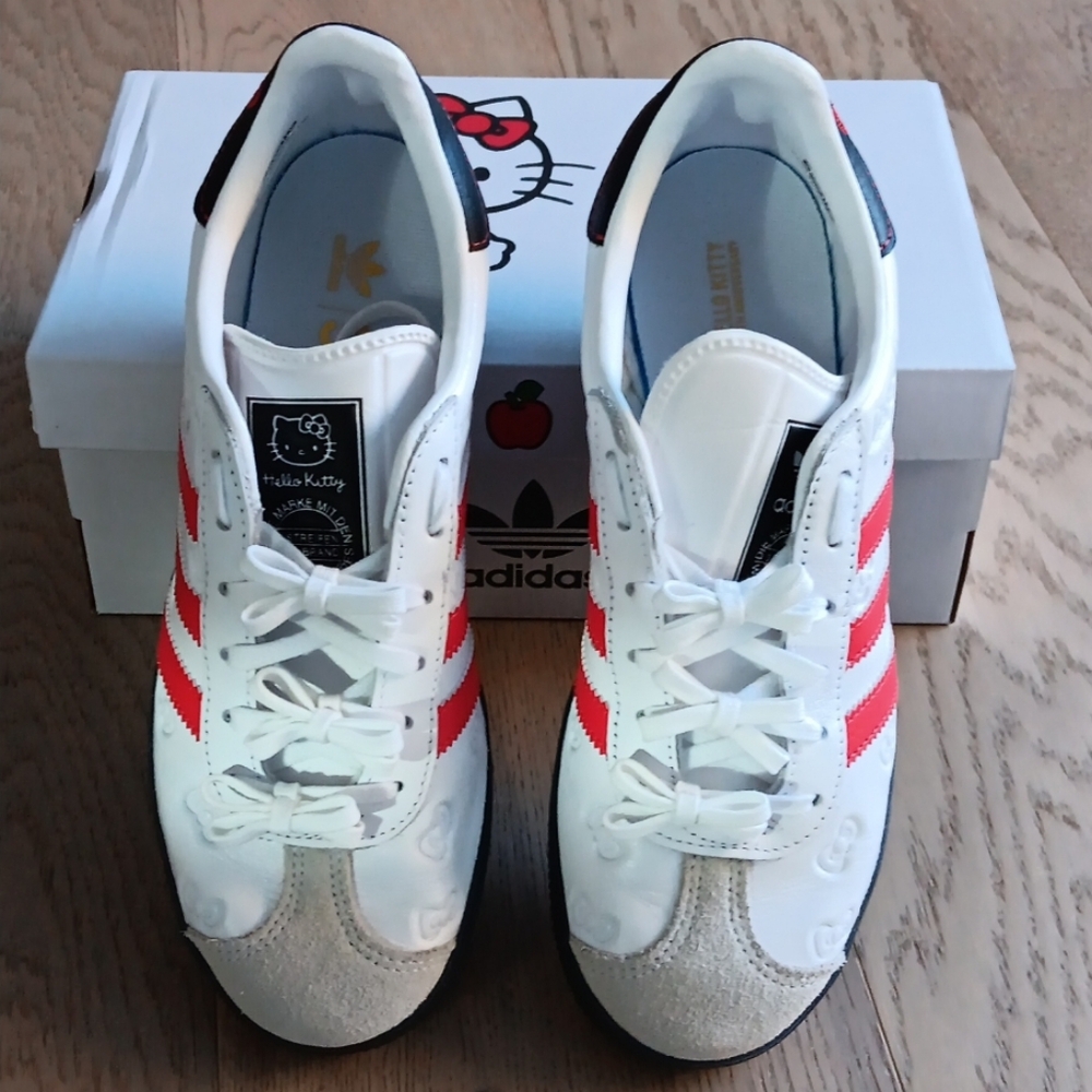 NEW HELLO KITTY Limited Edition Adidas Gazelle Size 4Y or 6-6.5 W - Picture 10 of 13